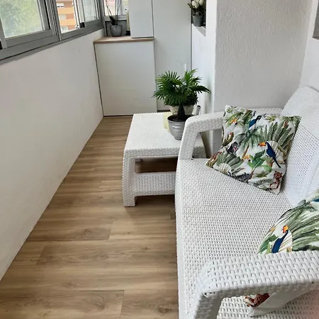 Ria De Bouzas Amplio Piso Muy Luminoso Con Vistas A La Ria Apartment Vigo