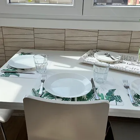 Ria De Bouzas Amplio Piso Muy Luminoso Con Vistas A La Ria Apartment