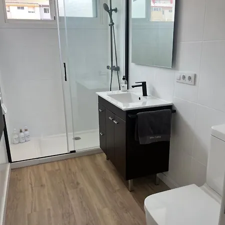 Ria De Bouzas Amplio Piso Muy Luminoso Con Vistas A La Ria