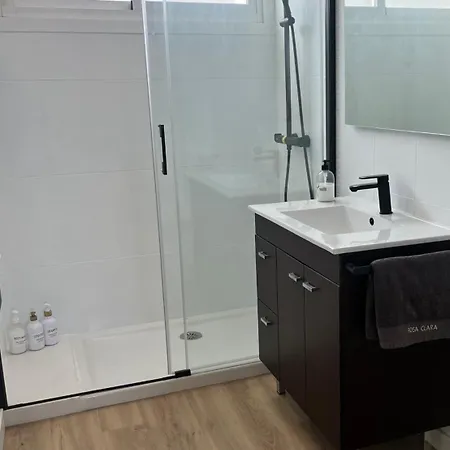 Ria De Bouzas Amplio Piso Muy Luminoso Con Vistas A La Ria شقة *