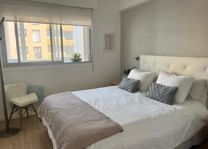 Ria De Bouzas Amplio Piso Muy Luminoso Con Vistas A La Ria Appartamento Vigo