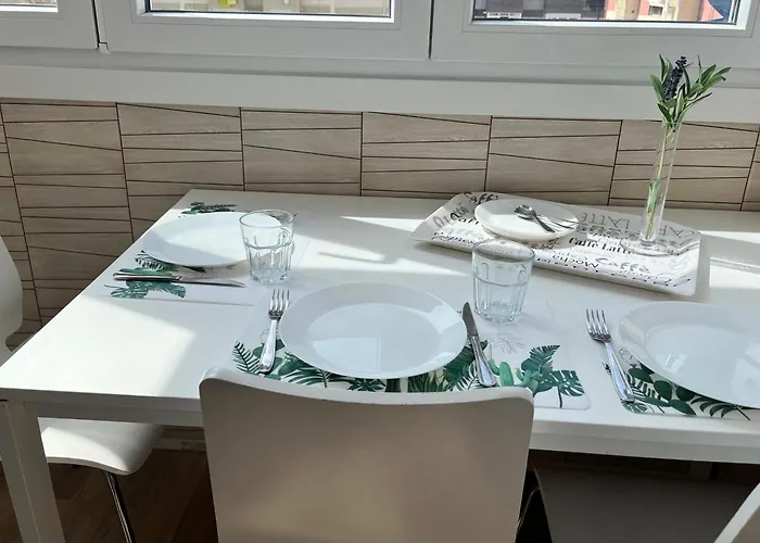 Ria De Bouzas Amplio Piso Muy Luminoso Con Vistas A La Ria Appartamento