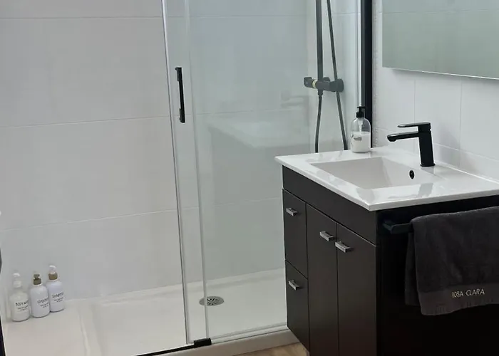 Ria De Bouzas Amplio Piso Muy Luminoso Con Vistas A La Ria Appartamento *