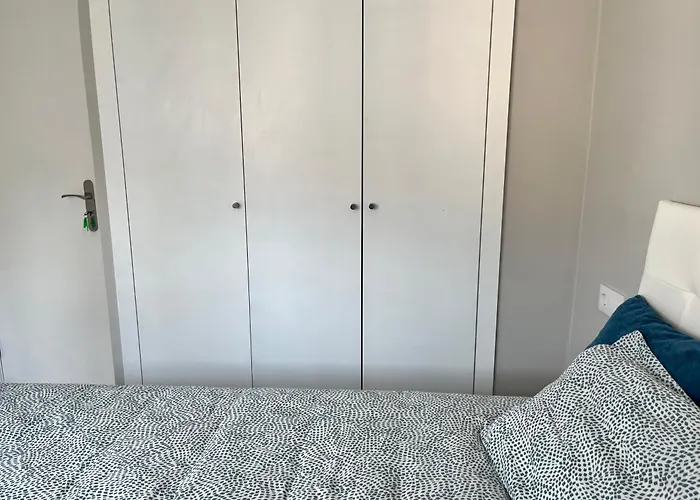 Ria De Bouzas Amplio Piso Muy Luminoso Con Vistas A La Ria